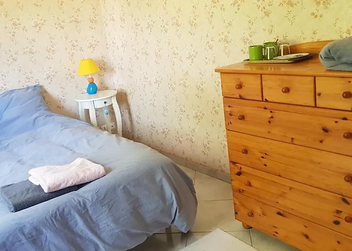 Séjour chez l'habitant Chambre Et Sdb Privees Avec Acces Independant Et Autonome *